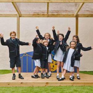 Endeavour Stage Cheering