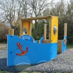Play Boat Bob In Play Ground