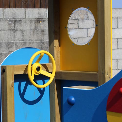 Play Boat Bob Steering Wheel