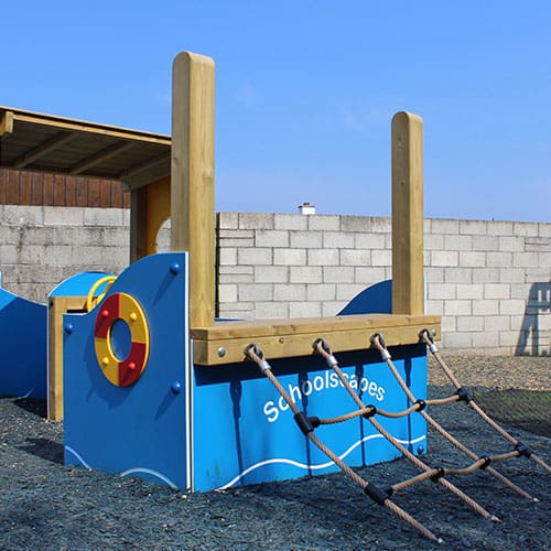 Play Boat Bob With Net Climber