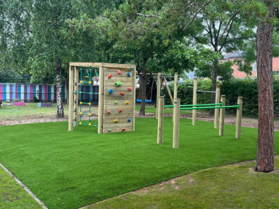Wolverdene School Playground climbing frame and bars